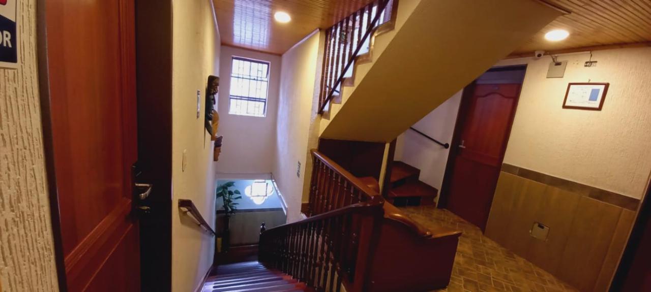Hoteles Bogota Inn Colonial מראה חיצוני תמונה