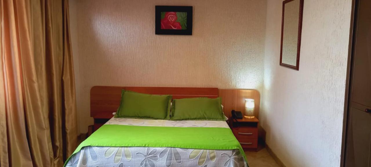 Hoteles Bogota Inn Colonial מראה חיצוני תמונה