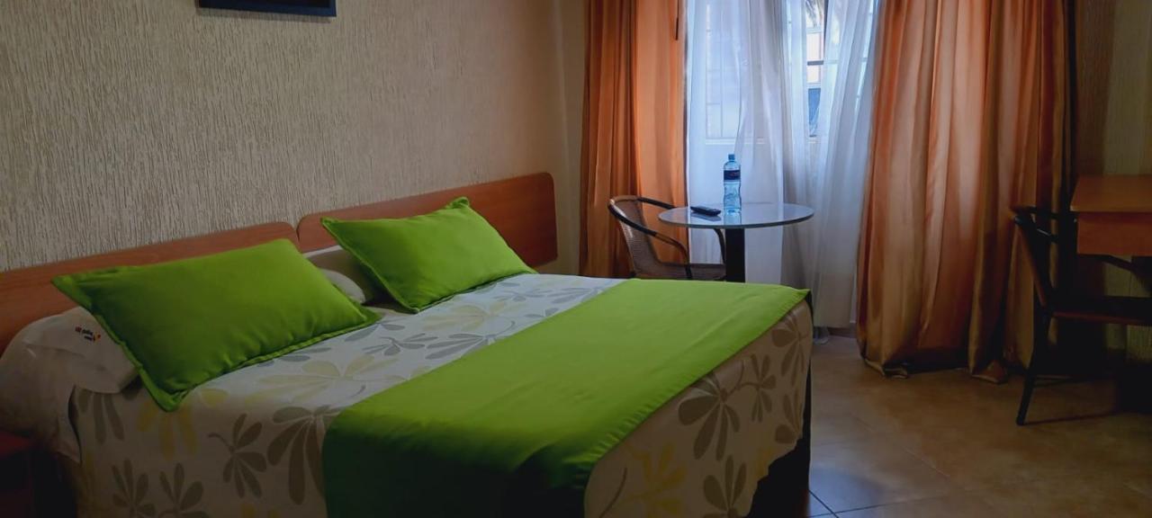 Hoteles Bogota Inn Colonial מראה חיצוני תמונה