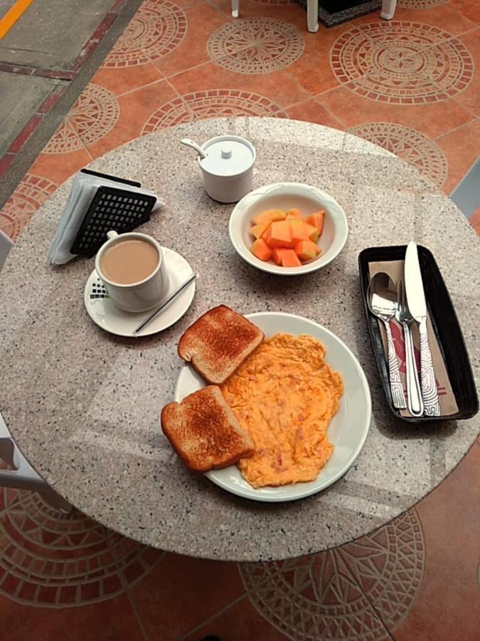 Hoteles Bogota Inn Colonial מראה חיצוני תמונה